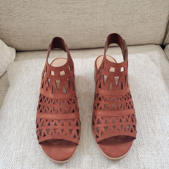 American Eagle Block Sandals Size 6.5 - Picture 5 of 15